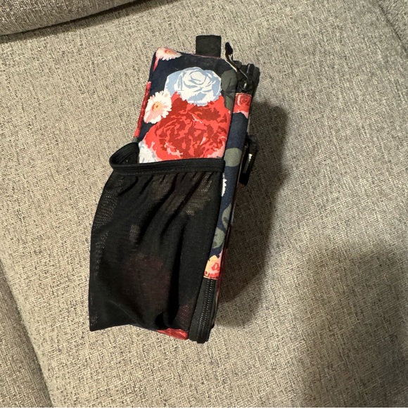 Fulton Bag Co. Floral Lunch Box - Picture 2 of 6